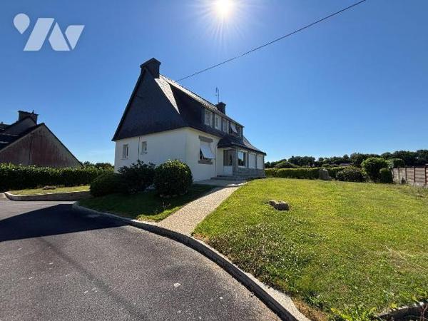 Maison a Vendre à BRIEC, en Finistère Sud (29), au Calme dans le Bourg, en EXCLUSIVITE, Maison ...
