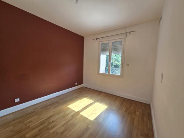 Appartement 3 pièce(s) 2 chambre(s) 82 m²
