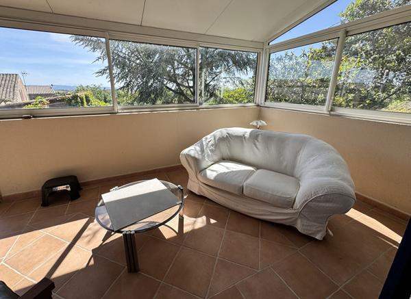 Maison indépendante à vendre à Ventenac-Cabardès avec piscine, garage 60 m² et véranda