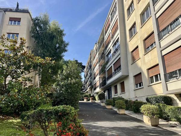Appartement à vendre à Ville-d'Avray (92410)