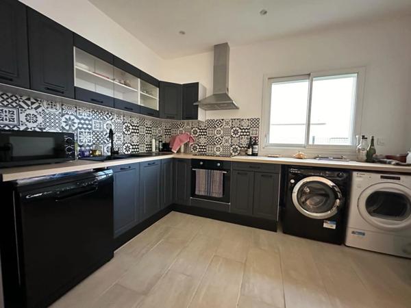 Dpt Charente Maritime (17), à vendre LA TREMBLADE maison de 84m² sur 170m²