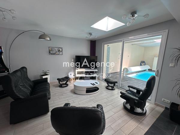 Maison à CHOLET, 49300 - 8 pièces 205m²