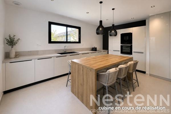 Maison contemporaine RE2020 à Sargé-lès-Le Mans ? Construction 2026, 4 chambres et garage