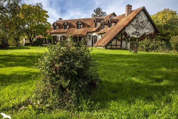 Maison à vendre |  Poulaines |  11 pièces | 247 m²