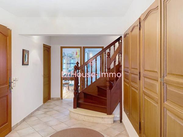 Maison à vendre 8 pièces de 201 m²