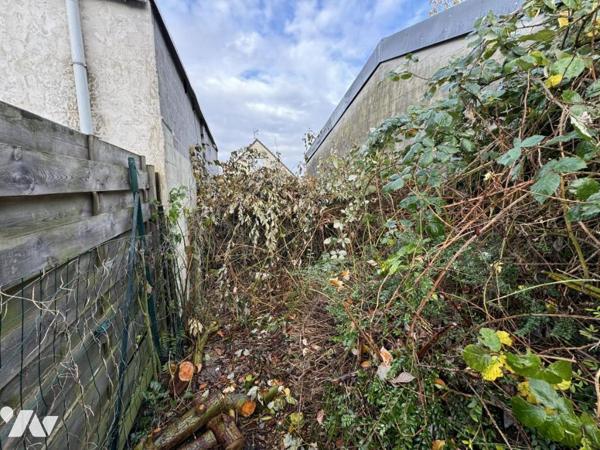 Maison de ville à Raismes 2 chambres + grenier aménageable, possible garage