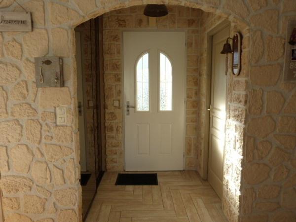 Maison 128 m² de 2010 avec piscine, cuisine d'été, garage 26 m².