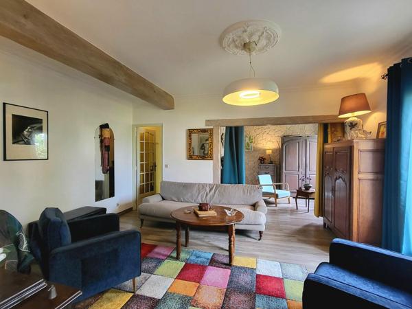 Maison de quartier 97m² - 3ch - Jardin 250m²- Pkg