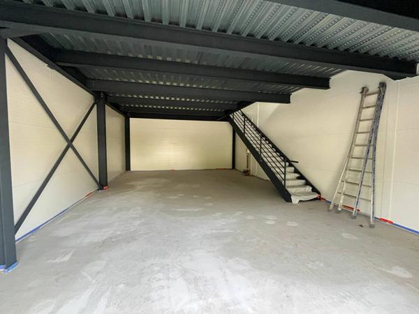 Locaux Commerciaux à Chignin de 60 à 300 m2 idéalement situés