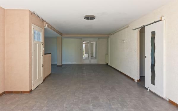 Maison à louer    6 pièces •  L'Union