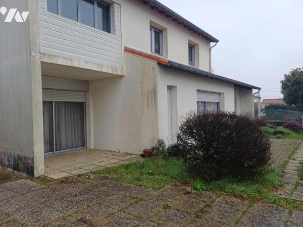 A VENDRE à REZE BLORDIERE - Appartement de type 4 de 114m2 hab. avec jardin privatif