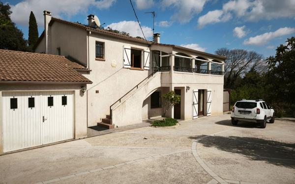 Maison à vendre    7 pièces • 160,45 m2 Aubais