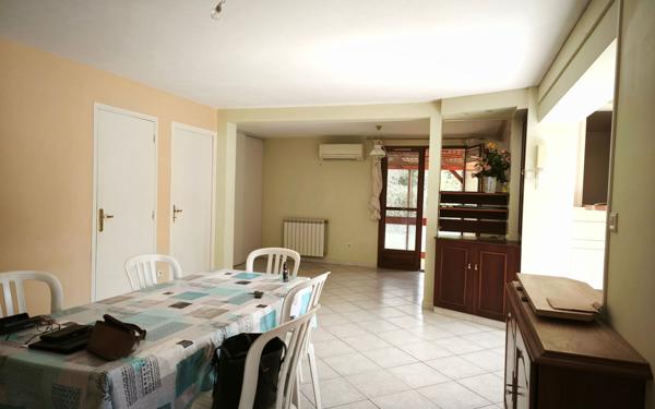 Maison à vendre    7 pièces • 160,45 m2 Aubais