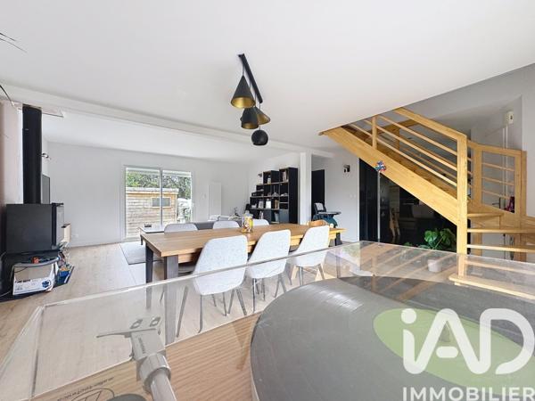 Maison à vendre 7 pièces 146 m² Plonéour-Lanvern