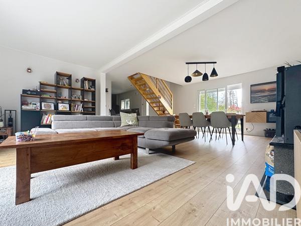 Maison à vendre 7 pièces 146 m² Plonéour-Lanvern