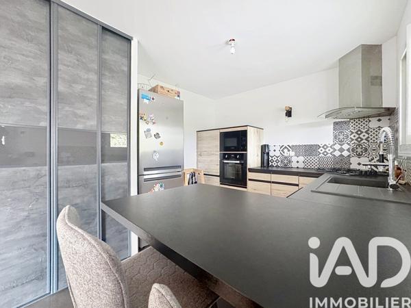 Maison à vendre 7 pièces 146 m² Plonéour-Lanvern