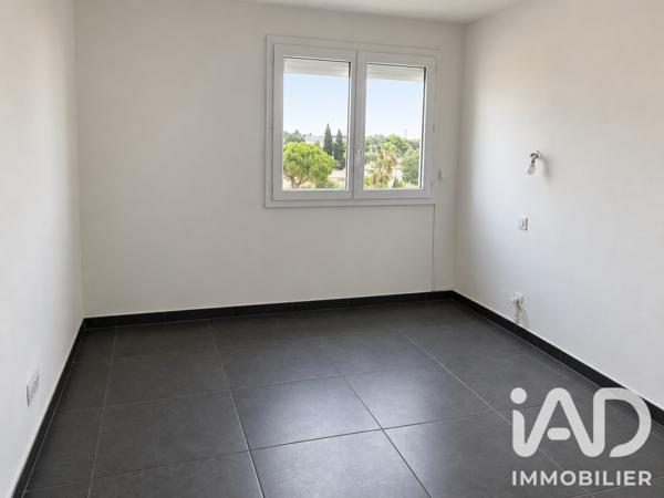 Location appartement 3 pièces 70 m² Nîmes