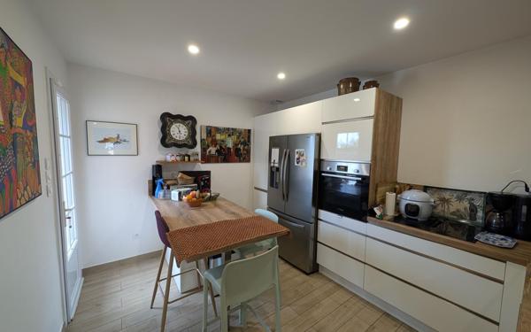 Maison à vendre    4 pièces •  Pézenas