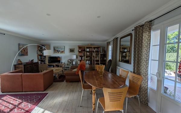 Maison à vendre    4 pièces •  Pézenas