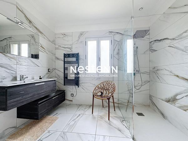 A vendre, belle villa à Auch 224m2 habitable, garage, parc arboré et clôturé