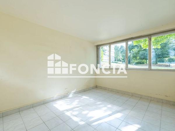 À vendre Studio 31 m² - Nanterre 92000