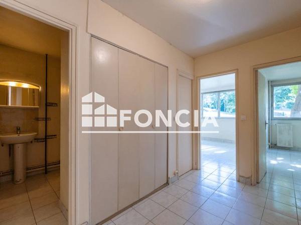 À vendre Studio 31 m² - Nanterre 92000