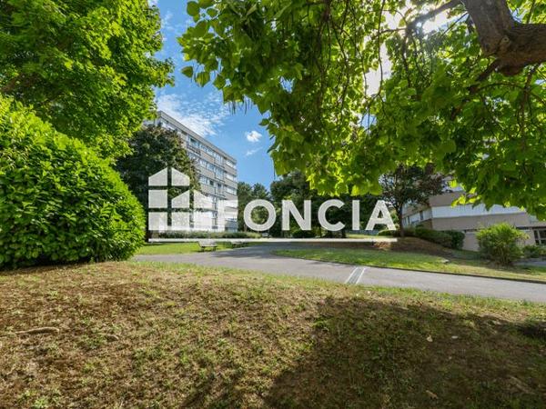 À vendre Studio 31 m² - Nanterre 92000