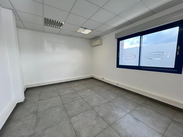 MURET - Local d'activité 119 m² dans zone d'activité du Marclan - 5538