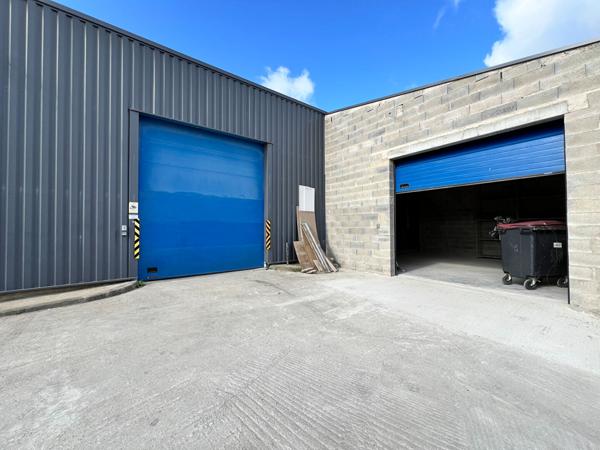 MURET - Local d'activité 119 m² dans zone d'activité du Marclan - 5538