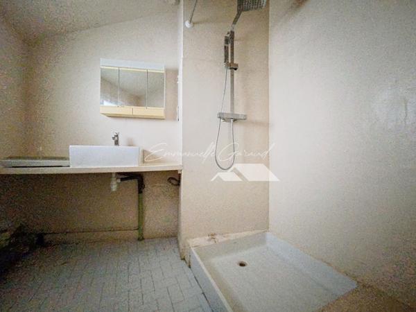 Millau (12100) EXCLUSIVITE - Appartement 2 pièces avec pièce annexe de 24 m2