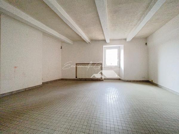 Millau (12100) EXCLUSIVITE - Appartement 2 pièces avec pièce annexe de 24 m2