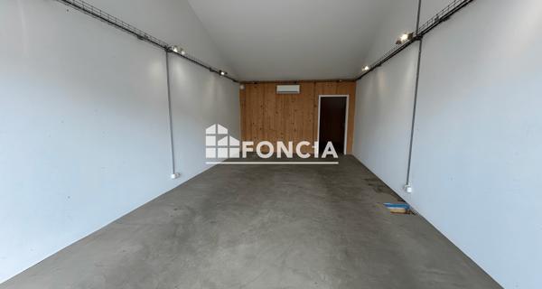 Location Local commercial 2 pièces 50.37 m² - Noirmoutier-en-l'île 85330