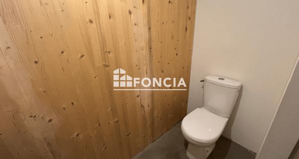 Location Local commercial 2 pièces 50.37 m² - Noirmoutier-en-l'île 85330