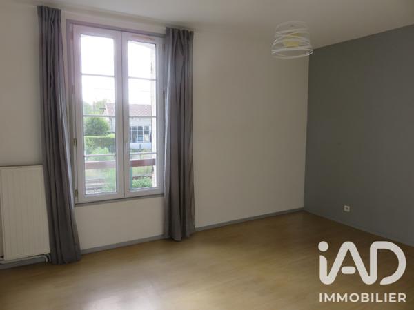 Maison à vendre 4 pièces 79,9 m² Chalais