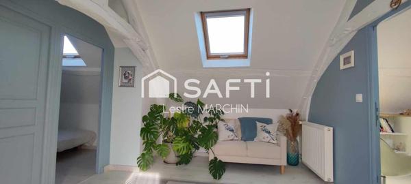 A une heure de Paris gare de Lyon et accès A6 à quelques encablures.