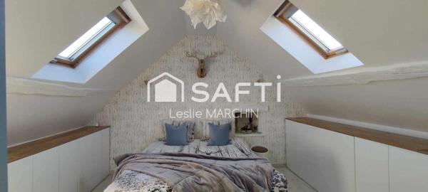 A une heure de Paris gare de Lyon et accès A6 à quelques encablures.