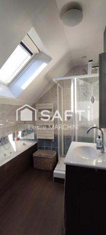 A une heure de Paris gare de Lyon et accès A6 à quelques encablures.