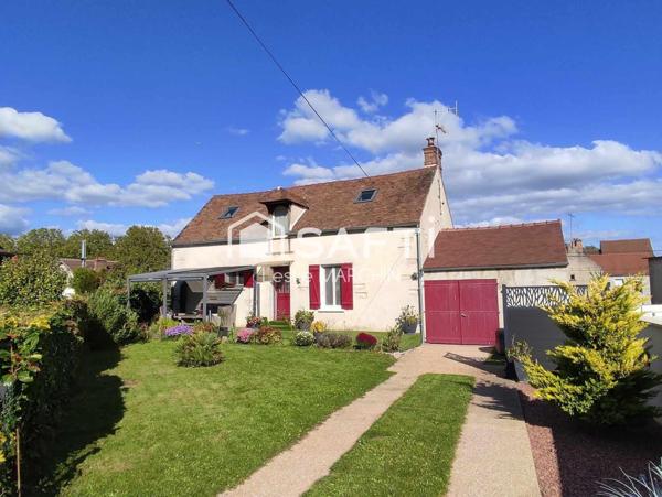 A une heure de Paris gare de Lyon et accès A6 à quelques encablures.