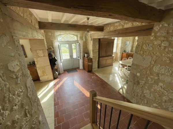 BEL ENSEMBLE IMMOBILIER PROCHE DE LECTOURE Lectoure