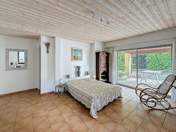 A VENDRE ! EXCLUSIVITÉ-Maison Le Cannet Des Maures 6 pièces 156 m2-Terrain 3580m2- Piscine,Carport,sous-sol