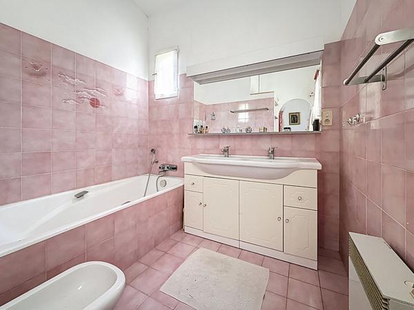 A VENDRE ! EXCLUSIVITÉ-Maison Le Cannet Des Maures 6 pièces 156 m2-Terrain 3580m2- Piscine,Carport,sous-sol