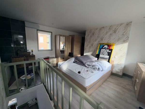 Immeuble à usage commercial et d'habitation 119m²
