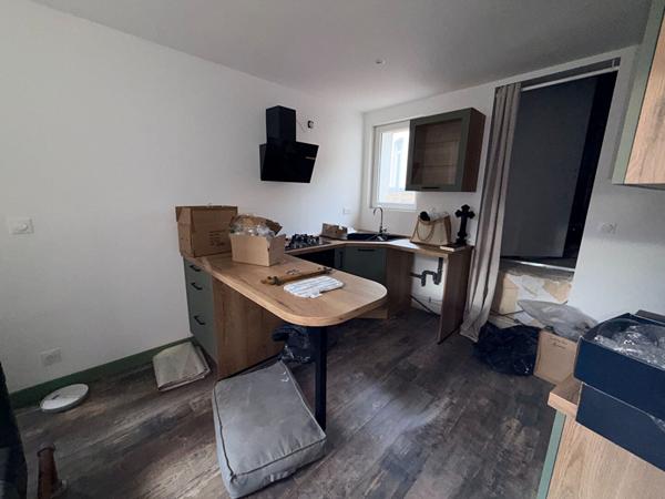 Immeuble à usage commercial et d'habitation 119m²