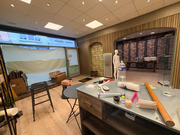 Immeuble à usage commercial et d'habitation 119m²