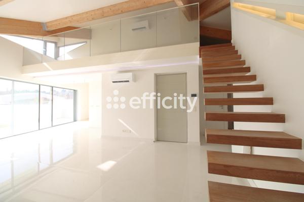 Appartement 4 pièces - 197 m²