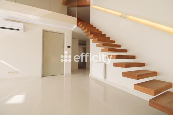 Appartement 4 pièces - 197 m²