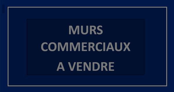 Immeuble Concarneau comprenant un restaurant et un duplex