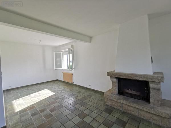 Maison à vendre à Kermaria-Sulard dans les Côtes-d'Armor (22450), ref : 22102-2384