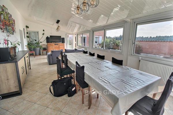 Ensemble 3 habitations , proche Périgueux 13 chambres totalisant 440 m2 sur 12000 m2 de terrain