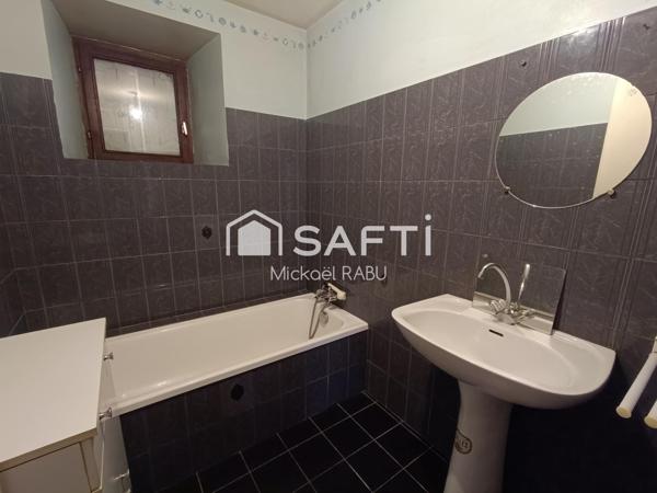 Maison en pierre- 2 chambres- 72 m²